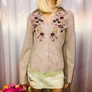 Express embroidered button down